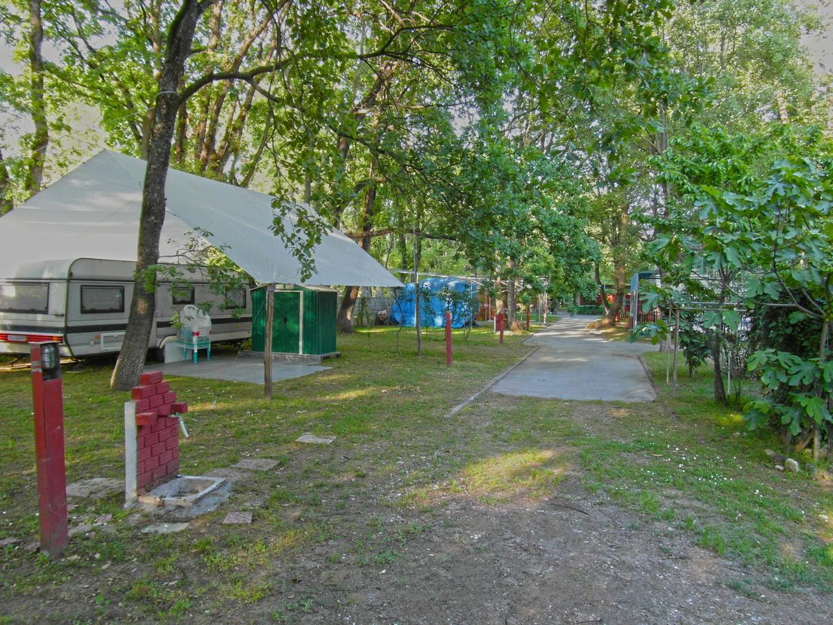 Camping Orpheus Apartments Νέος Παντελεήμονας Εξωτερικό φωτογραφία